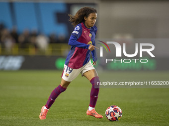 Vicky Lopez #19 of FC Barcelona is in action during the UEFA Women's Champions League Group D match between Manchester City and FC Barcelona...