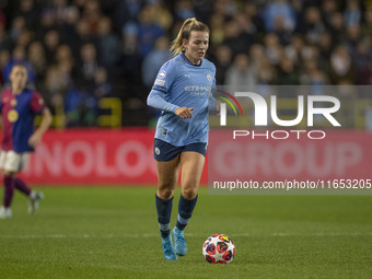 Lauren Hemp #11 of Manchester City W.F.C. participates in the UEFA Women's Champions League Group D match between Manchester City and FC Bar...