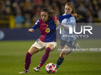 Jess Park #16 of Manchester City W.F.C. tackles the opponent during the UEFA Women's Champions League Group D match between Manchester City...