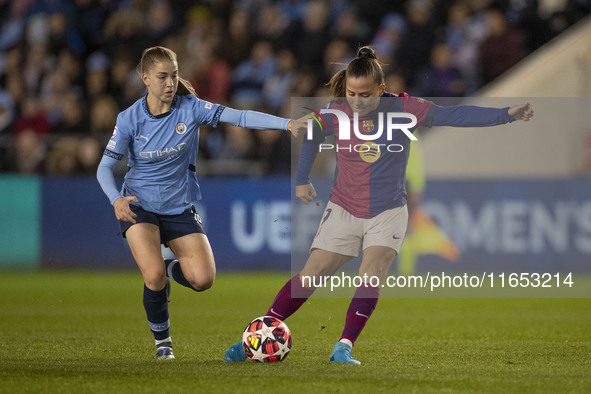 Jess Park #16 of Manchester City W.F.C. tackles the opponent during the UEFA Women's Champions League Group D match between Manchester City...