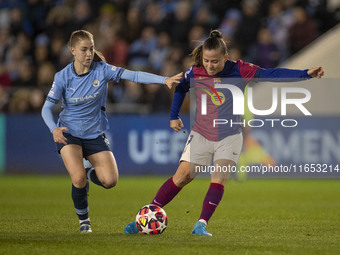 Jess Park #16 of Manchester City W.F.C. tackles the opponent during the UEFA Women's Champions League Group D match between Manchester City...