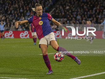 Fridolina Rolfo #16 of FC Barcelona participates in the UEFA Women's Champions League Group D match between Manchester City and FC Barcelona...