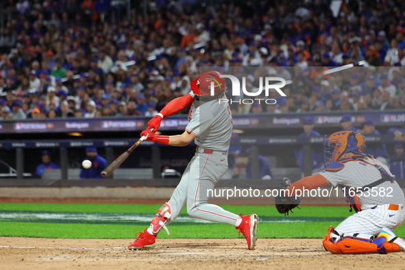 Bryce Harper #3 of the Philadelphia Phillies bats during the sixth inning in Game 4 of the baseball NL Division Series against the New York...