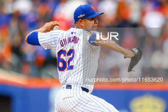 New York Mets starting pitcher Jose Quintana #62 throws during the first inning in Game 4 of a baseball NL Division Series against the Phila...