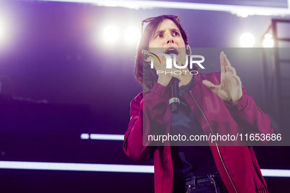 Elly Schlain performs live with Articolo 31 at Unipol Forum in Milano, Italy, on October 9, 2024 