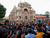 Union Minister and BJP National President Shri Jagat Prakash Nadda greets people in front of Belur Math along with Dr. Sukanta Majumder, Uni...