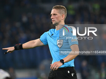 Referee Espen Eskas (NOR) officiates the UEFA National League Matchday 3 match between Italy and Belgium at the Olympic Stadium in Rome, Ita...