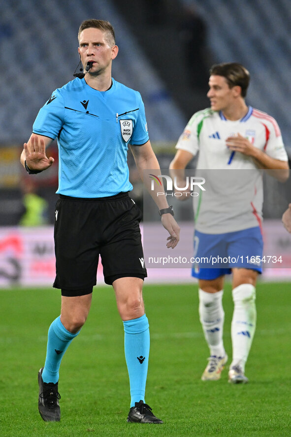 Referee Espen Eskas (NOR) officiates during the UEFA National League Matchday 3 match between Italy and Belgium at the Olympic Stadium in Ro...