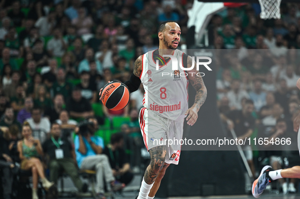 Shabazz Napier of FC Bayern Munich plays during the Euroleague, Round 2 match between Panathinaikos AKTOR Athens and FC Bayern Munich at OAK...