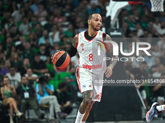 Shabazz Napier of FC Bayern Munich plays during the Euroleague, Round 2 match between Panathinaikos AKTOR Athens and FC Bayern Munich at OAK...