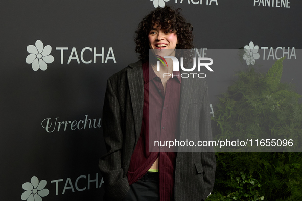 Singer Alice Wonder attends a photocall for the anniversary of Tacha in Madrid, Spain, on October 10, 2024. 