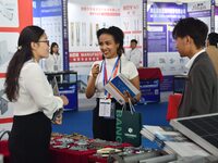 Foreign merchants learn about fastener products at the 2024 International Procurement Conference in Handan, China, on October 10, 2024. (