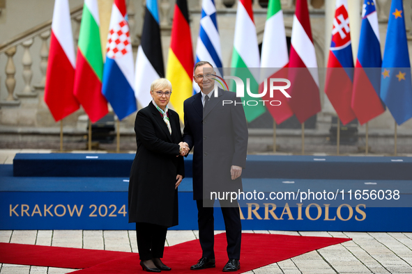 Polish President Andrzej Duda with Slovenian President Natasa Pirc Musar during the meeting of the presidents of the Arraiolos group at Wawe...