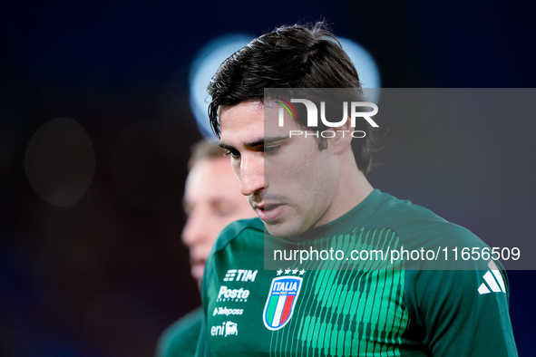 Sandro Tonali of Italy looks on during the UEFA Nations League 2024/25 League A Group A2 match between Italy and Belgium at Stadio Olimpico...