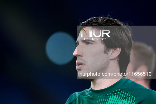 Sandro Tonali of Italy looks on during the UEFA Nations League 2024/25 League A Group A2 match between Italy and Belgium at Stadio Olimpico...