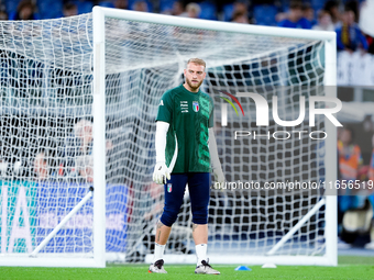 Michele Di Gregorio of Italy looks on during the UEFA Nations League 2024/25 League A Group A2 match between Italy and Belgium at Stadio Oli...