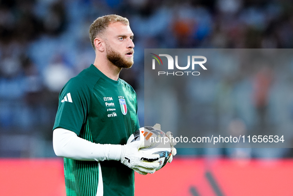 Michele Di Gregorio of Italy looks on during the UEFA Nations League 2024/25 League A Group A2 match between Italy and Belgium at Stadio Oli...