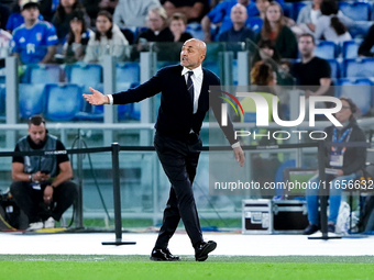 Luciano Spalletti head coach of Italy gestures during the UEFA Nations League 2024/25 League A Group A2 match between Italy and Belgium at S...