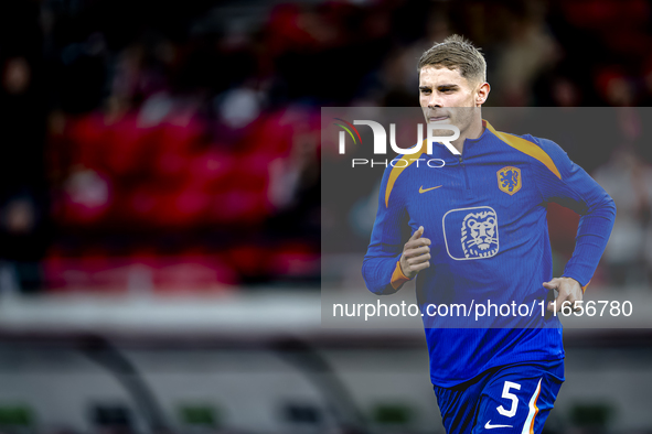 Netherlands defender Mickey van de Ven plays during the match between Hungary and the Netherlands at the Puskas Arena for the UEFA Nations L...