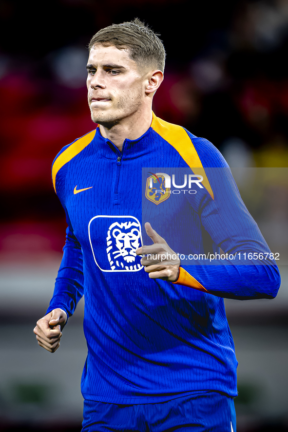 Netherlands defender Mickey van de Ven plays during the match between Hungary and the Netherlands at the Puskas Arena for the UEFA Nations L...