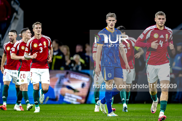 Netherlands defender Mickey van de Ven appears dejected during the match between Hungary and the Netherlands at the Puskas Arena for the UEF...