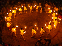 Mashaal Raas is a traditional garba dance that the people of Saurashtra preserve. In Mashaal Raas, young men dressed in traditional attire d...