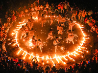 Mashaal Raas is a traditional garba dance that the people of Saurashtra preserve. In Mashaal Raas, young men dressed in traditional attire d...