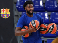 Trevion Williams plays during the match between FC Barcelona and Alba Berlin, corresponding to week 2 of the Turkish Airlines Euroleague, at...