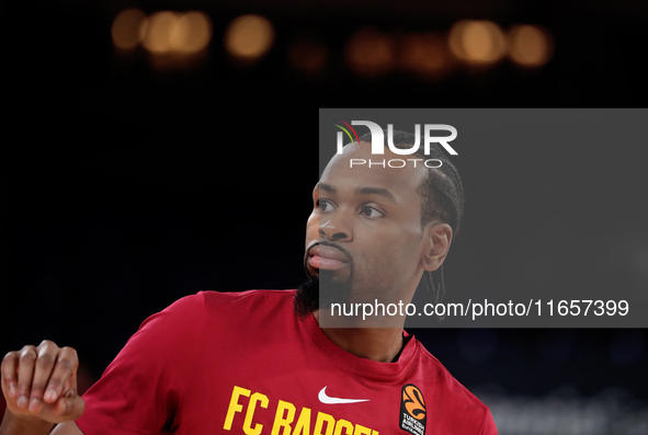 Kevin Punter plays during the match between FC Barcelona and Alba Berlin, corresponding to week 2 of the Turkish Airlines Euroleague, at the...