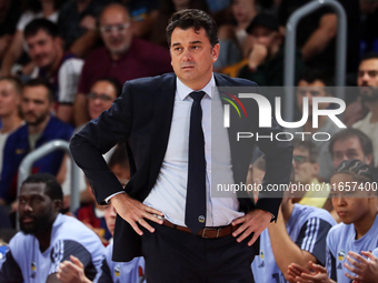 Israel Gonzalez coaches during the match between FC Barcelona and Alba Berlin, corresponding to week 2 of the Turkish Airlines Euroleague, a...