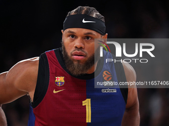 Justin Anderson plays during the match between FC Barcelona and Alba Berlin, corresponding to week 2 of the Turkish Airlines Euroleague, at...