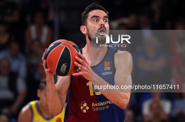 Tomas Satoransky plays during the match between FC Barcelona and Alba Berlin, corresponding to week 2 of the Turkish Airlines Euroleague, at...