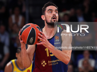 Tomas Satoransky plays during the match between FC Barcelona and Alba Berlin, corresponding to week 2 of the Turkish Airlines Euroleague, at...