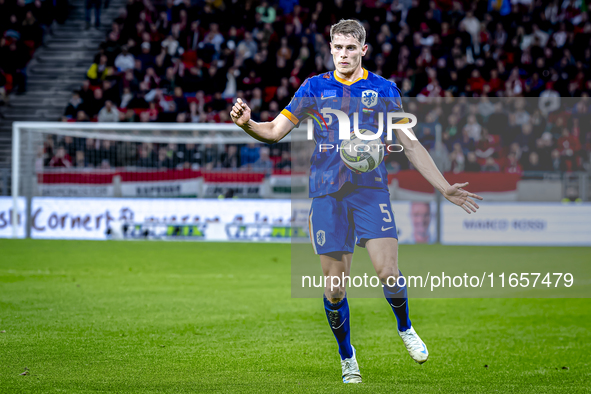 Netherlands defender Mickey van de Ven plays during the match between Hungary and the Netherlands at the Puskas Arena for the UEFA Nations L...