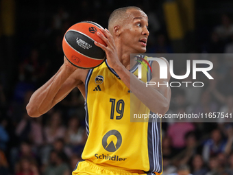 Louis Olinde plays during the match between FC Barcelona and Alba Berlin, corresponding to week 2 of the Turkish Airlines Euroleague, at the...