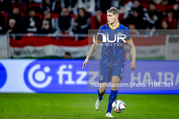 Netherlands defender Mickey van de Ven plays during the match between Hungary and the Netherlands at the Puskas Arena for the UEFA Nations L...