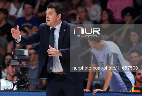 Israel Gonzalez coaches during the match between FC Barcelona and Alba Berlin, corresponding to week 2 of the Turkish Airlines Euroleague, a...