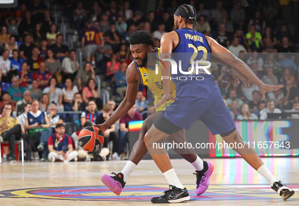 Trevion Williams and Jabari Parker play during the match between FC Barcelona and Alba Berlin, corresponding to week 2 of the Turkish Airlin...