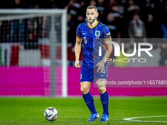 Netherlands defender Stefan de Vrij plays during the match between Hungary and the Netherlands at the Puskas Arena for the UEFA Nations Leag...