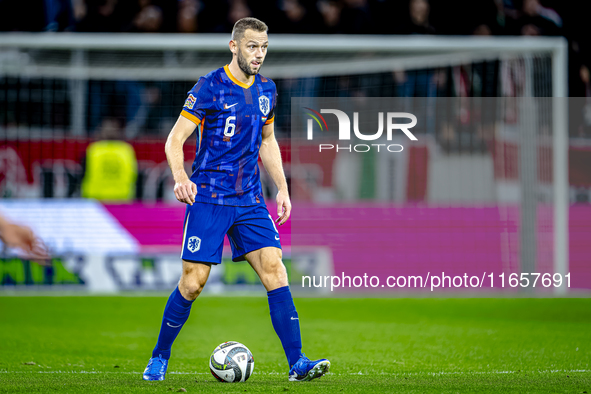 Netherlands defender Stefan de Vrij plays during the match between Hungary and the Netherlands at the Puskas Arena for the UEFA Nations Leag...