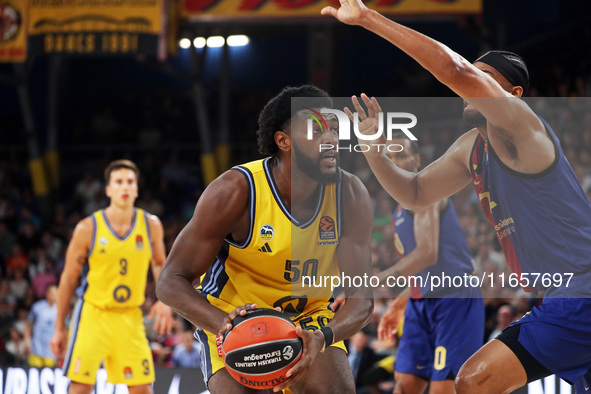 Trevion Williams plays during the match between FC Barcelona and Alba Berlin, corresponding to week 2 of the Turkish Airlines Euroleague, at...