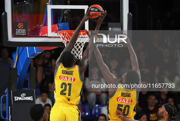 Christ Koumadje and Trevion Williams play during the match between FC Barcelona and Alba Berlin, corresponding to week 2 of the Turkish Airl...