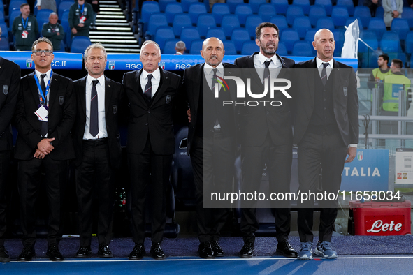 Luciano Spalletti head coach of Italy sings national anthem with Gianluigi Buffon during the UEFA Nations League 2024/25 League A Group A2 m...