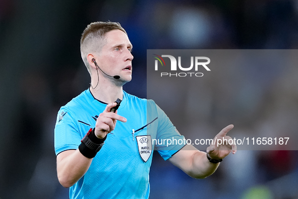 Referee Espen Eskas gestures during the UEFA Nations League 2024/25 League A Group A2 match between Italy and Belgium at Stadio Olimpico on...