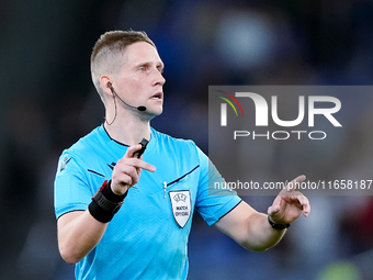 Referee Espen Eskas gestures during the UEFA Nations League 2024/25 League A Group A2 match between Italy and Belgium at Stadio Olimpico on...