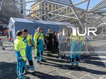 The national volcanic risk exercise in the Campi Flegrei takes place with the assisted evacuation of a sample population. Residents from sev...