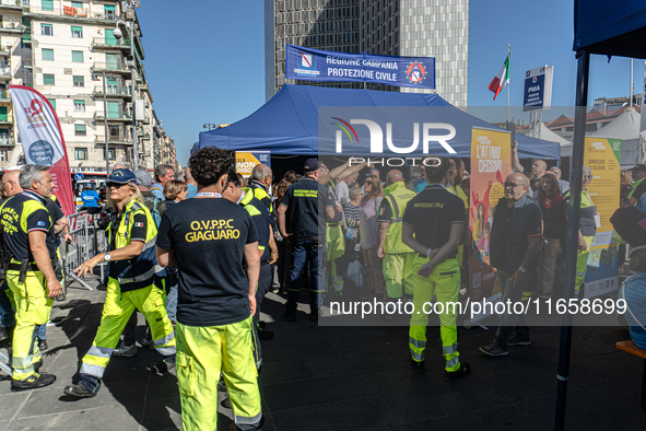 The national volcanic risk exercise in the Campi Flegrei takes place with the assisted evacuation of a sample population. Residents from sev...