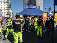 The national volcanic risk exercise in the Campi Flegrei takes place with the assisted evacuation of a sample population. Residents from sev...