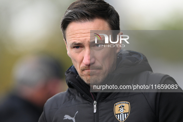 Stuart Maynard manages Notts County during the Sky Bet League 2 match between Chesterfield and Notts County at the SMH Group Stadium in Ches...