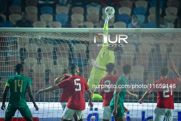 Mohamed Elshenawy (GK) saves the goal during the Africa Cup of Nations Qualifiers 2025 match number 61 between Egypt and Mauritania at Cairo...